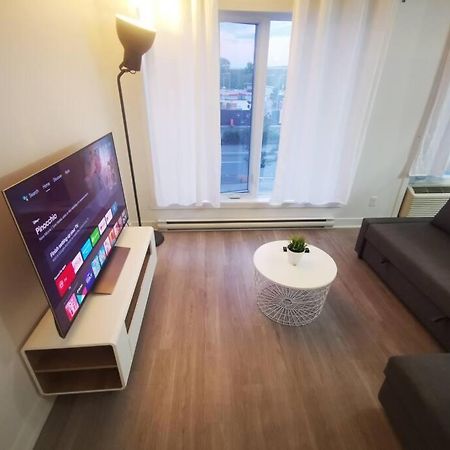 Appartement Lovely Studio In Longueuil, Near Downtown Montreal Extérieur photo