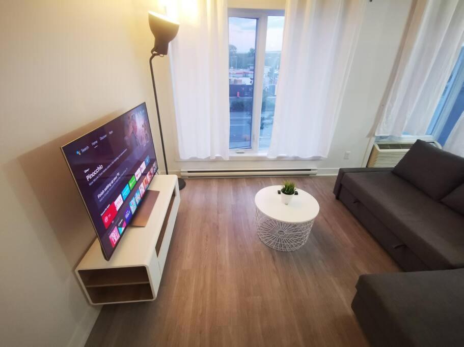 Appartement Lovely Studio In Longueuil, Near Downtown Montreal Extérieur photo
